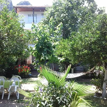 Pensión Anabella 5*