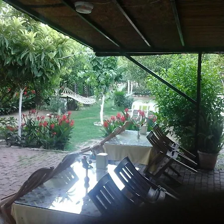 Pensión Anabella 5*